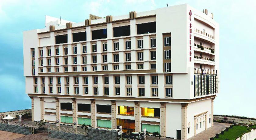 Hotel Shelton Rājahmundry Exteriör bild